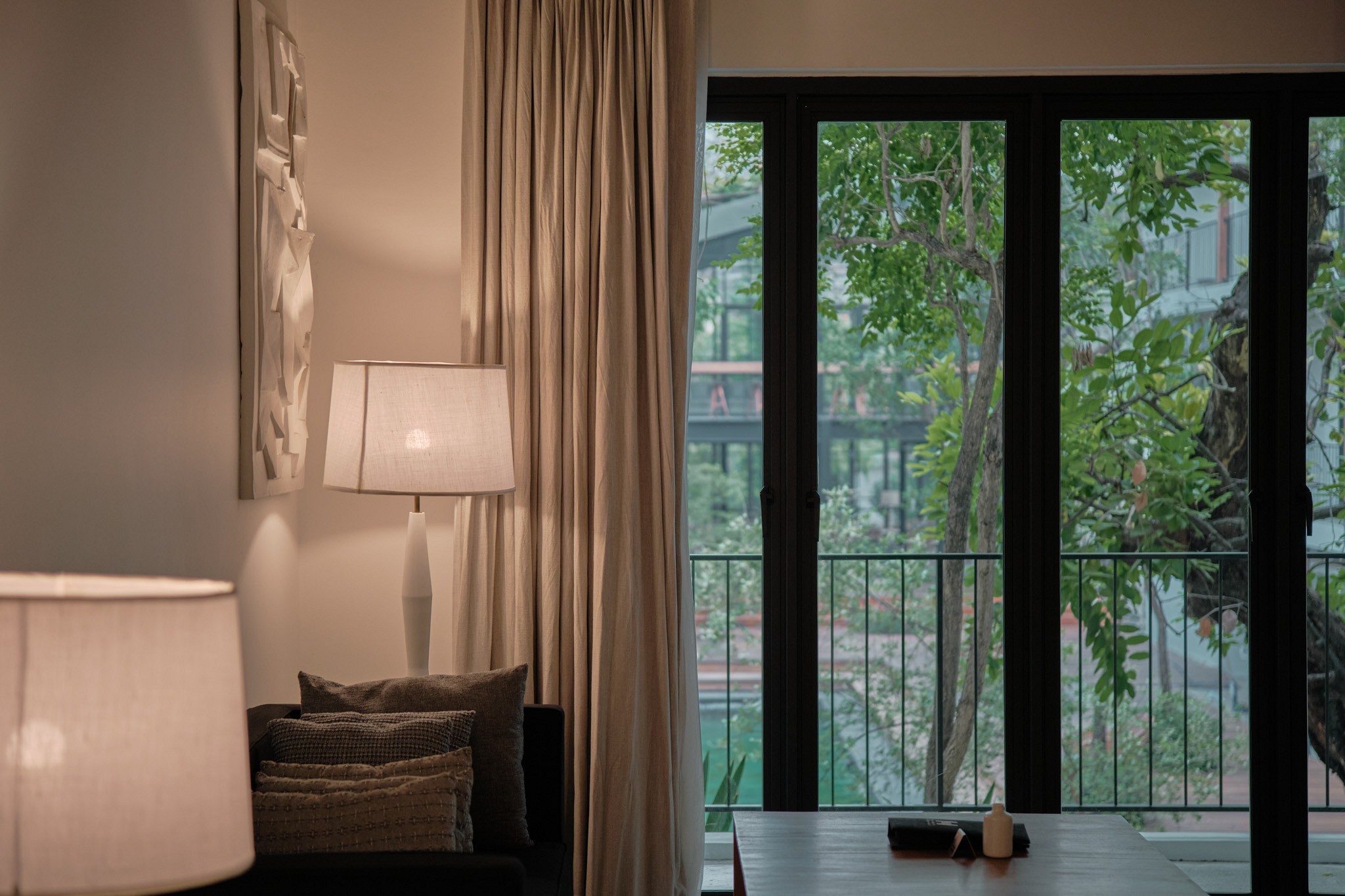 Deluxe L Balcony